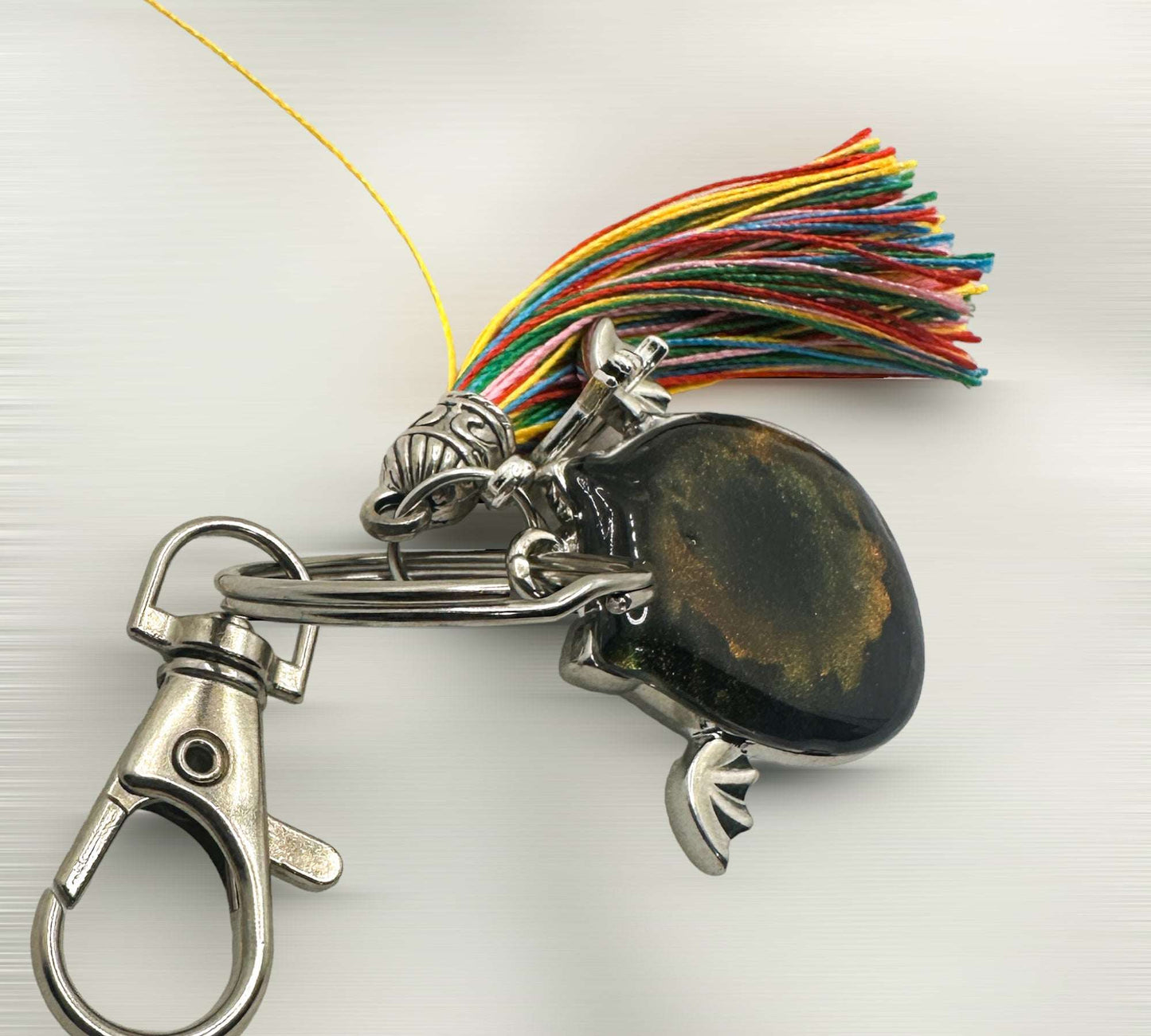 Haunted Halloween Flying Bat Keychains: Spooky Accessories for All
