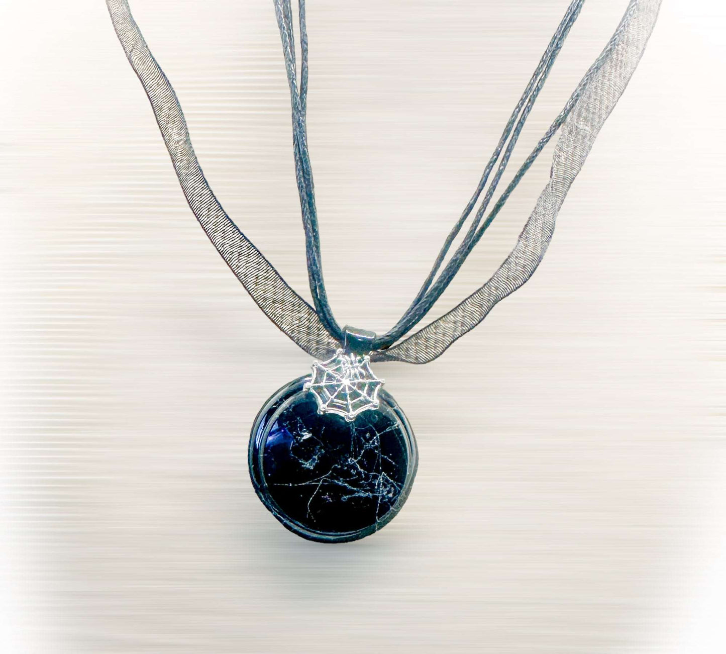Spiderweb-Inspired Resin Pendant Necklace - Nature's Beauty on Display