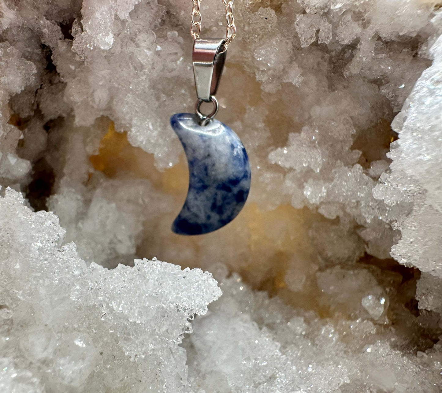 Moon Crystal Pendant Necklace - Spotted Blue