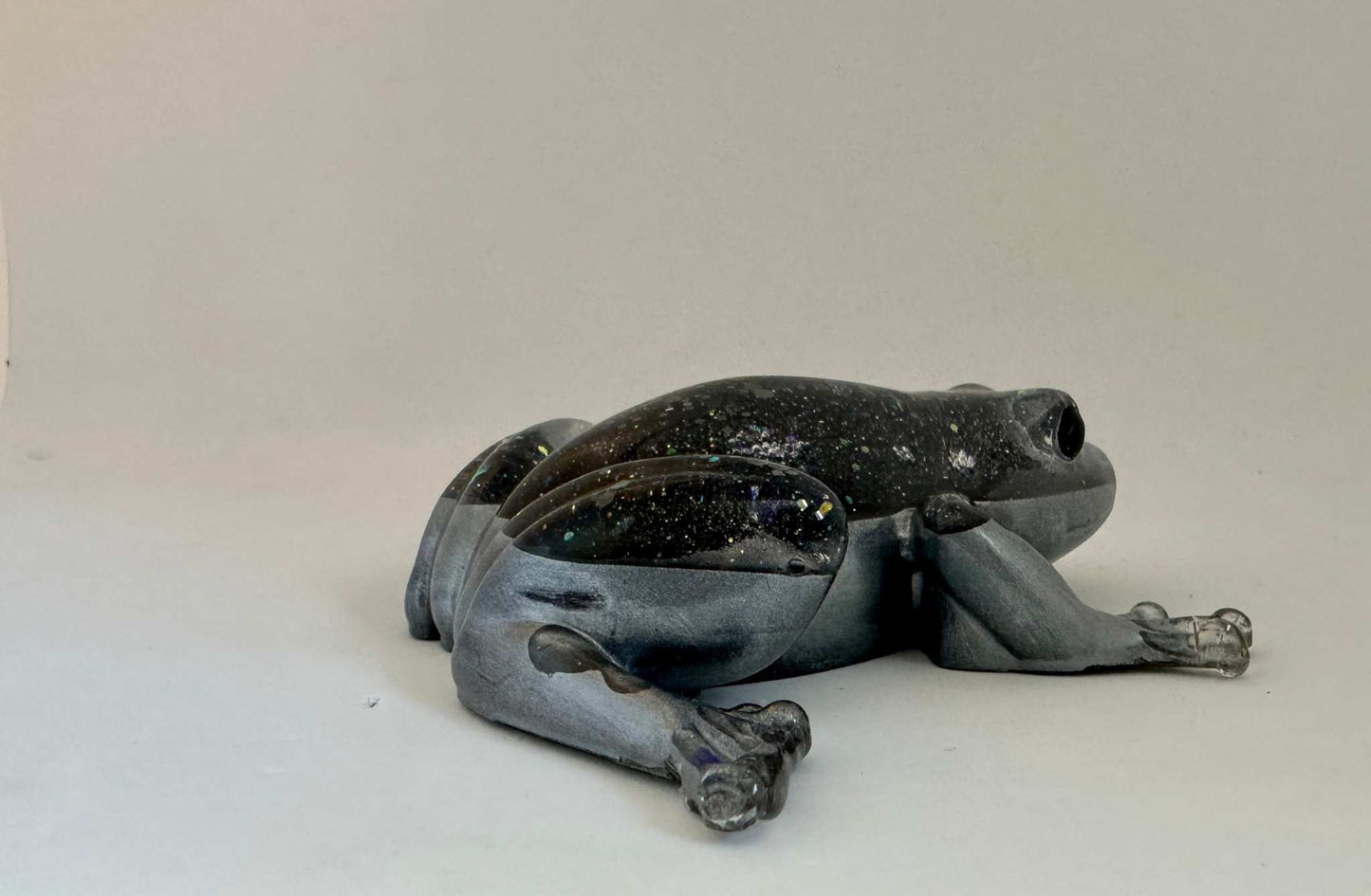Epoxy Resin Frog Figurine